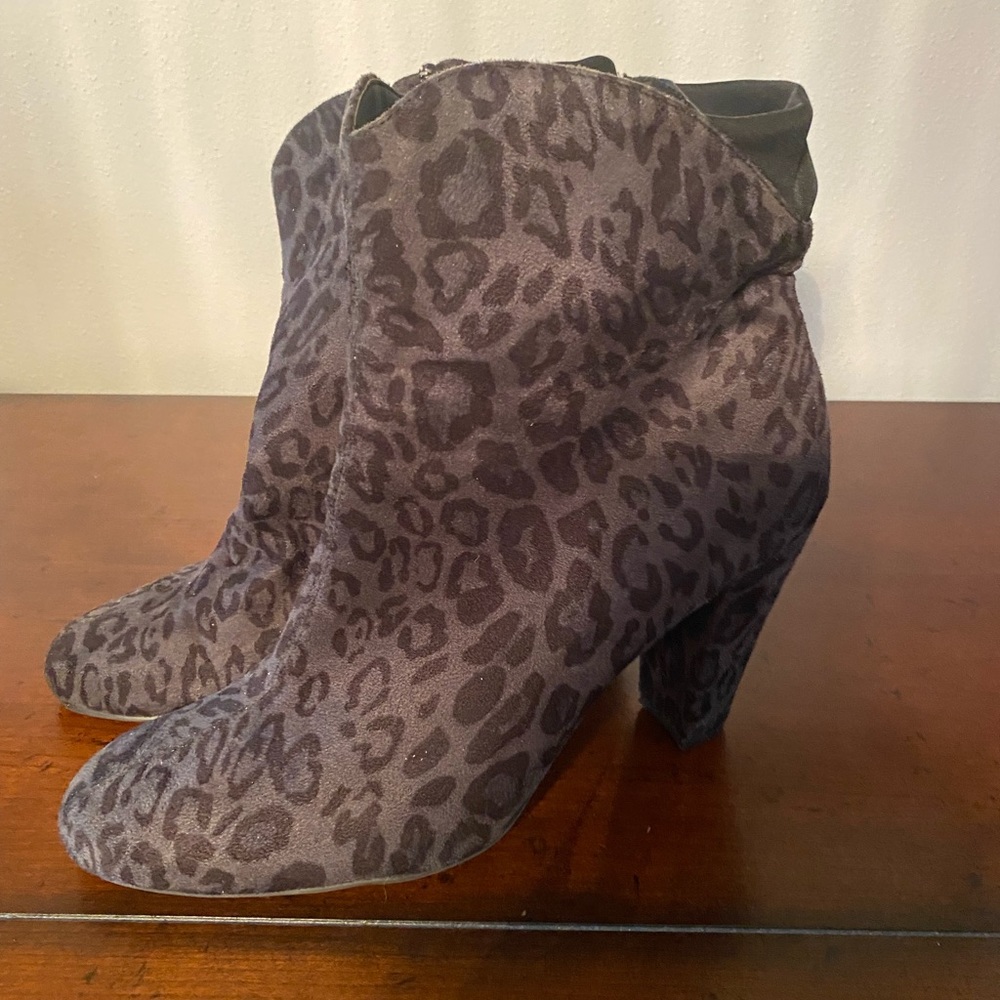 New York Transit Animal print boots size 10